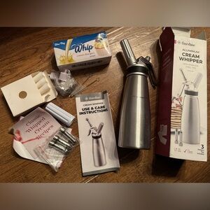 Professional whipped cream whipper W/ refills & extras NEW